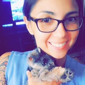 Meet your Posher, Claudia